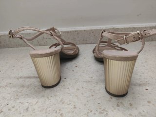 Sandalias Hispanitas Talla 42 Beige y Dorado
