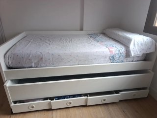 Cama nido blanca 105 con cajones,con 2 colchones.