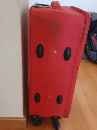 Valigia da viaggio rossa