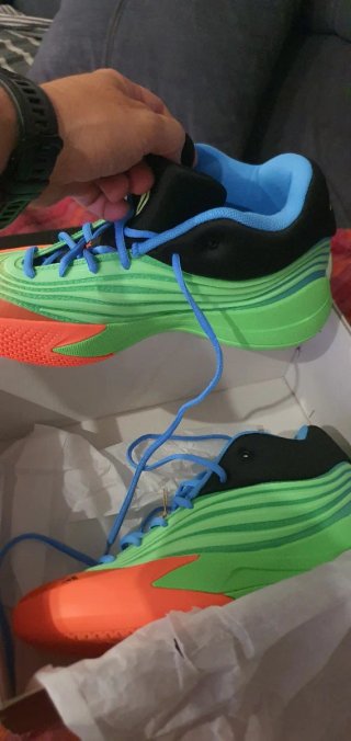 Zapatillas Adidas DAMETIME Verdes y Naranjas