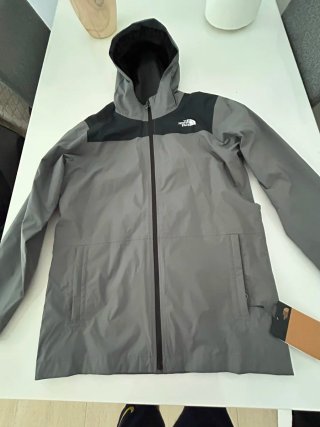 Sudaderas y chubasquero TheNorthFace SIN ESTRENAR