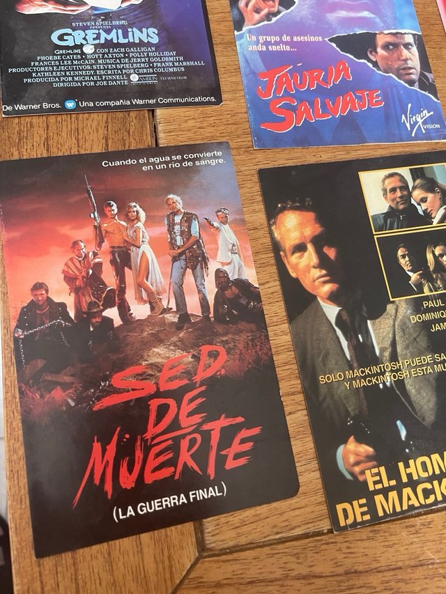 Lote 12 carátulas antiguas videoclub VHS años 80