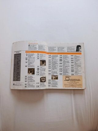 El libro del año de televisión y radio: 82-83