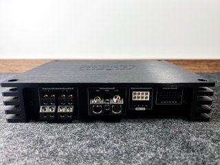 HELIX V EIGHT DSP ULTIMATE (Amplificador de coche)