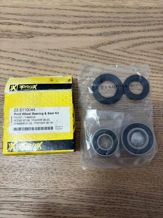 Kit Rodamientos y Retenes Rueda Delantera Yamaha P