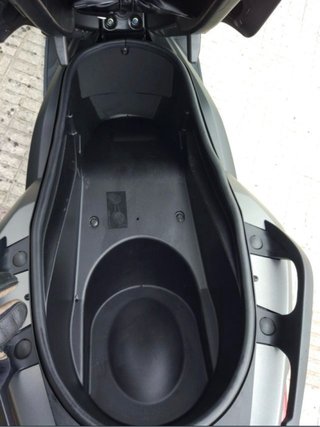 Yamaha XMAX 400 Maxi Scooter