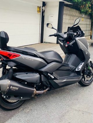 Yamaha XMAX 400 Maxi Scooter