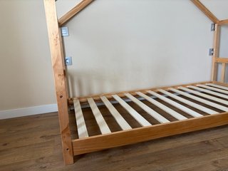 Cama infantil madera natural 90cm (Sklum)