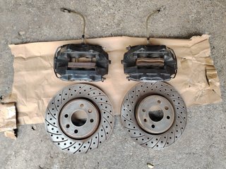 Pinzas Brembo 4 pistones Renault clio 16v