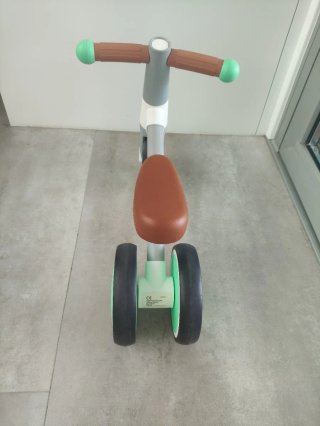 Bicicleta de aprendizaje infantil