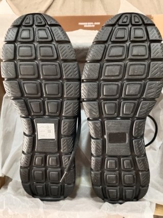 Zapatillas Skechers T. 43 NUEVAS A ESTRENAR