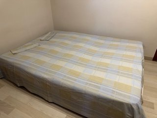 Sofá Cama Doble Rojo 140x190 con ropa cama