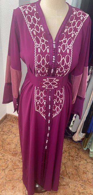 Caftán buganvilla bordado talla única
