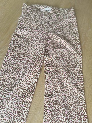 Pantalón estampado animal print