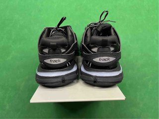 Balenciaga Track Talla 42 Negro