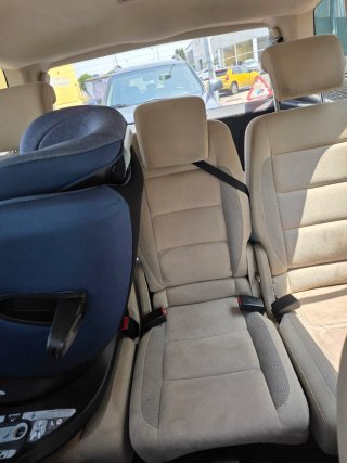 Volkswagen Touran 2012
