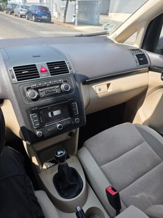 Volkswagen Touran 2012