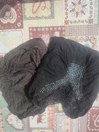 Lote 2 camisetas negras con pedrería