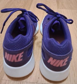 "Nike Tanjun Originales, Talla 38,5".