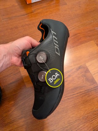 NUEVAS Zapatillas DMT25 KR0 EVO talla 43