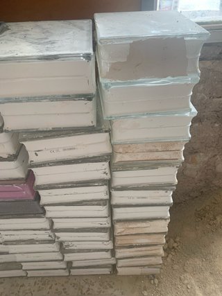 Ladrillos de vidrio , 62 unidades