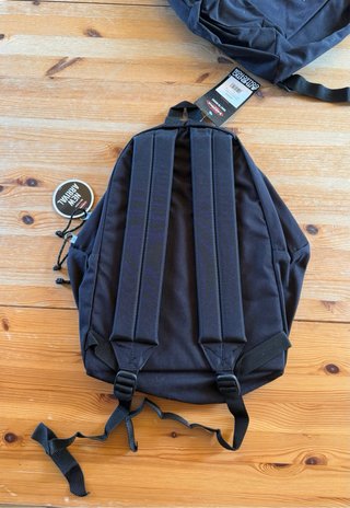 Mochila Eastpak Punk/Grunge Negra