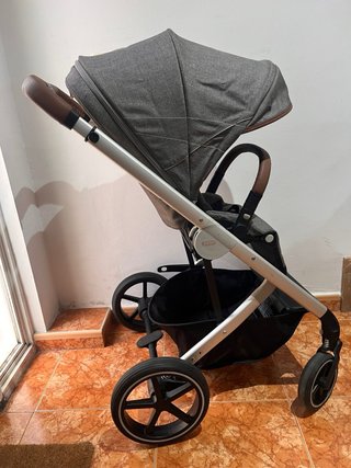 Sillita de paseo Cybex gris