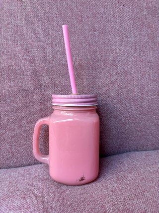 Taza Rosa con Pajita