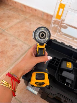Taladro y Atornillador DeWalt DCK211D2T