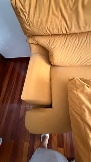 Divano a 2 posti giallo