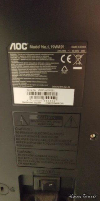 TV AOC Negra