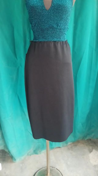 Conjunto Top y Falda Negro/Verde Azulado