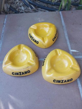 PARA DOMINGO Antonio 3 Ceniceros Cinzano Amarillos