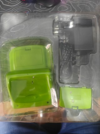Cargador Game Boy Color Gamectric GC-782 completo
