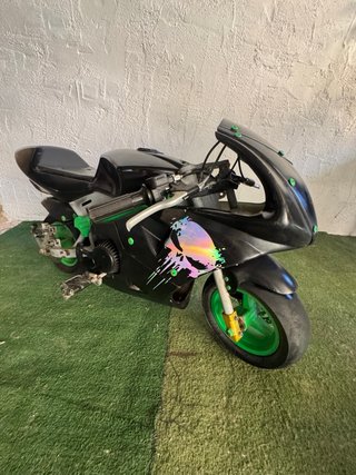 Mini Pocket Bike Negra y Verde