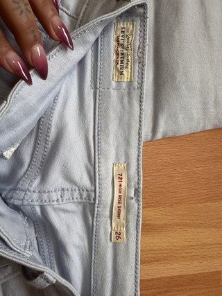 Levi's 721 Pantalón Lila Claro Talla 26