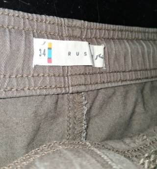 Completo T-shirt e pantaloncini marrone