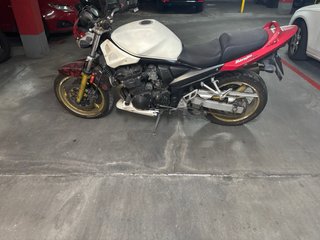 Suzuki Bandit 650cc Naked