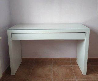 Tocador Malm Ikea Blanco con Cristal