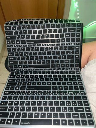 Chuwi HeroBook Pro - Sin Disco Duro