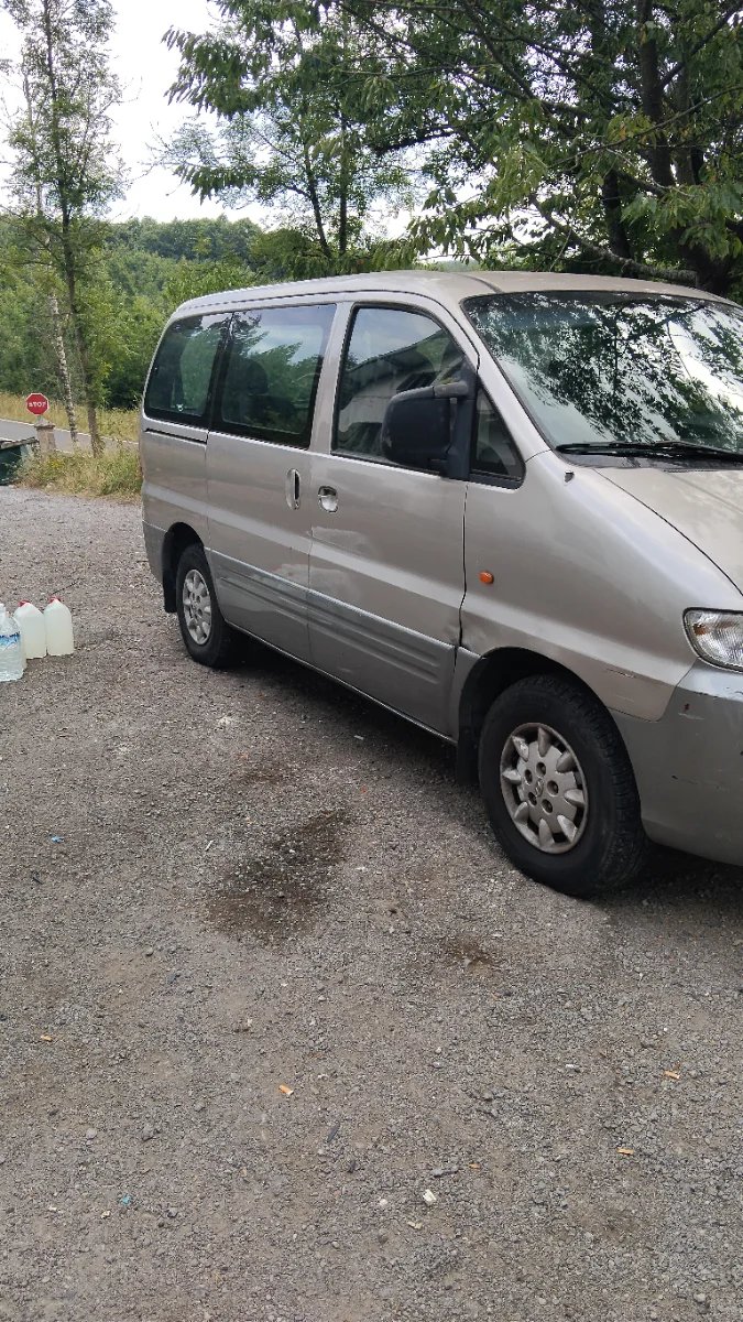 Hyundai H-1 1999 - foto 1