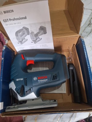 Sierra de calar Bosch GST 18V-125 B