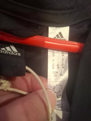 Chaqueta Adidas Negra y Blanca