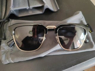 Gafas Hawkers Polarizadas Negro/Dorado