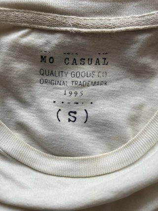 Camiseta blanca con estampado