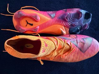 Botas de fútbol alta gama