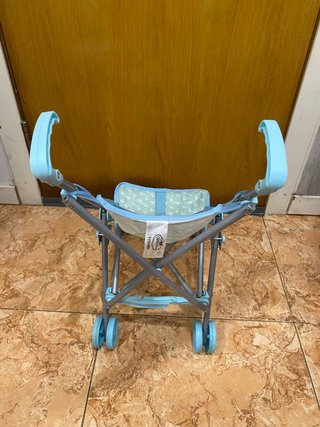 Carrito de muñecas como nuevo