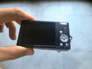 CÁMARA DIGITAL COMPACTA "Sony W830"