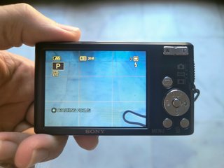 CÁMARA DIGITAL COMPACTA "Sony W830"