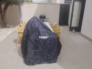 Kamado Monolith Icon BBQ Negro con plancha grande
